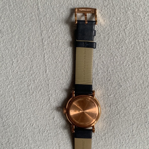 Marc by Marc Jacobs Women's MBM1329 Baker Stainless Steel Watch Navy LeatherBand - Picture 8 of 10